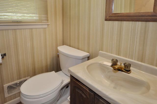1109 Piccadilly Road Kalamazoo, MI 49006 - Photo 10 of 18 Additional Photo