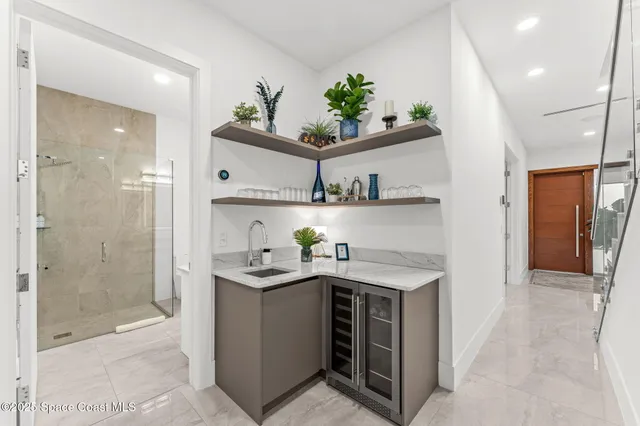 $2,000,000 | 1809 Riverview Drive, Melbourne, FL 32901