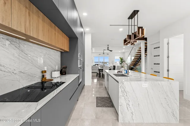 $2,000,000 | 1809 Riverview Drive, Melbourne, FL 32901