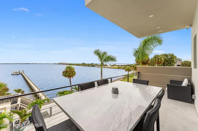 $2,000,000 | 1809 Riverview Drive, Melbourne, FL 32901