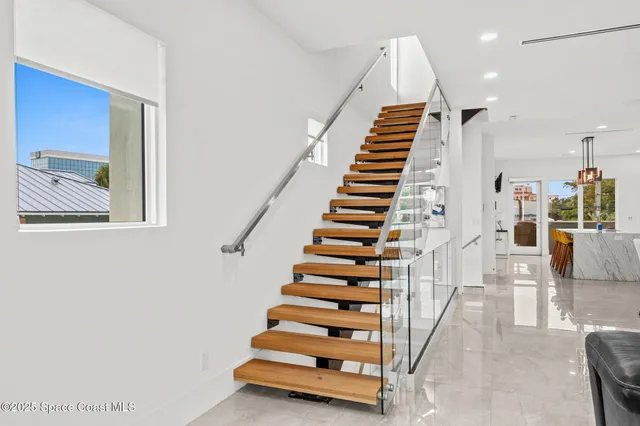 $2,000,000 | 1809 Riverview Drive, Melbourne, FL 32901