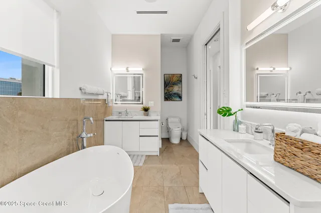 $2,000,000 | 1809 Riverview Drive, Melbourne, FL 32901