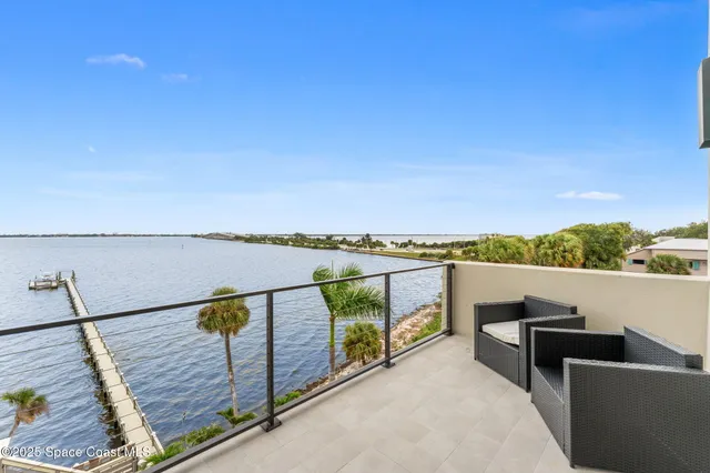 $2,000,000 | 1809 Riverview Drive, Melbourne, FL 32901