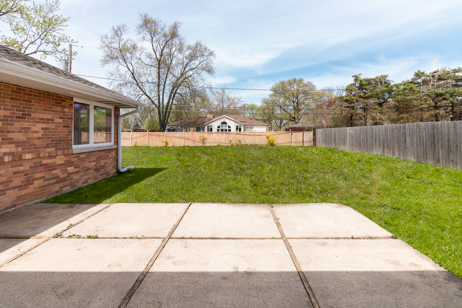 2092 De Cook Avenue Park Ridge, IL 60068 - Photo 18 of 21