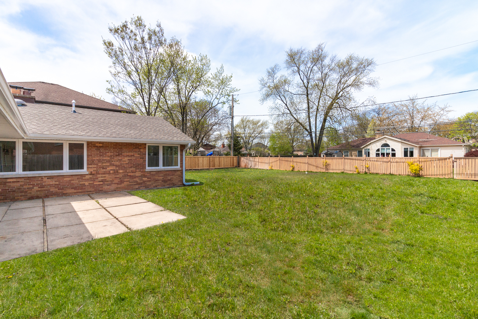 2092 De Cook Avenue Park Ridge, IL 60068 - Photo 19 of 21