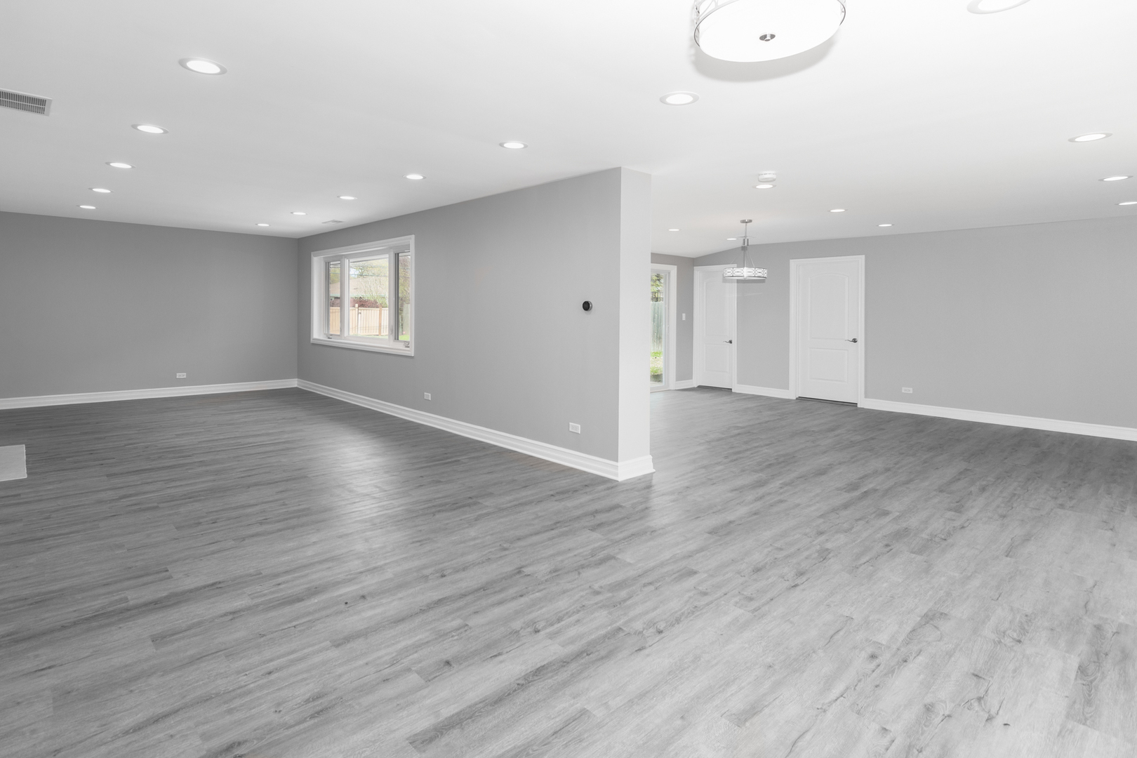 2092 De Cook Avenue Park Ridge, IL 60068 - Photo 9 of 21