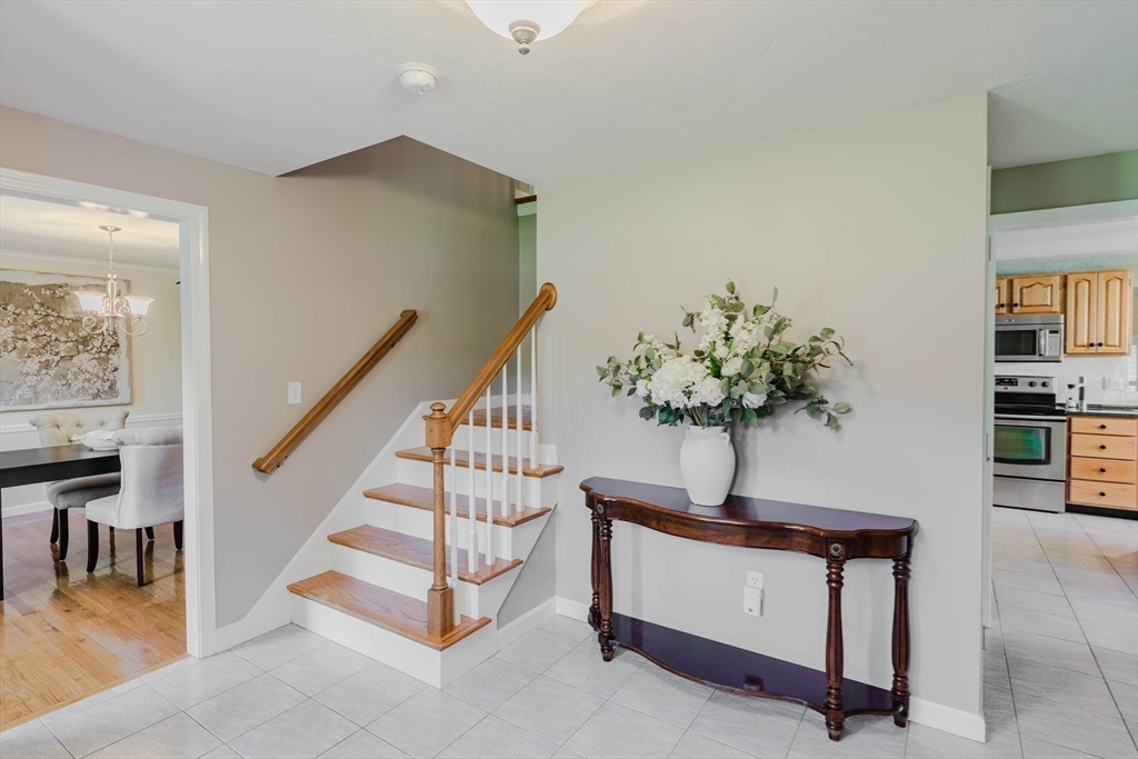 7 Tina Road Milford, MA 01757 - Photo 19 of 38