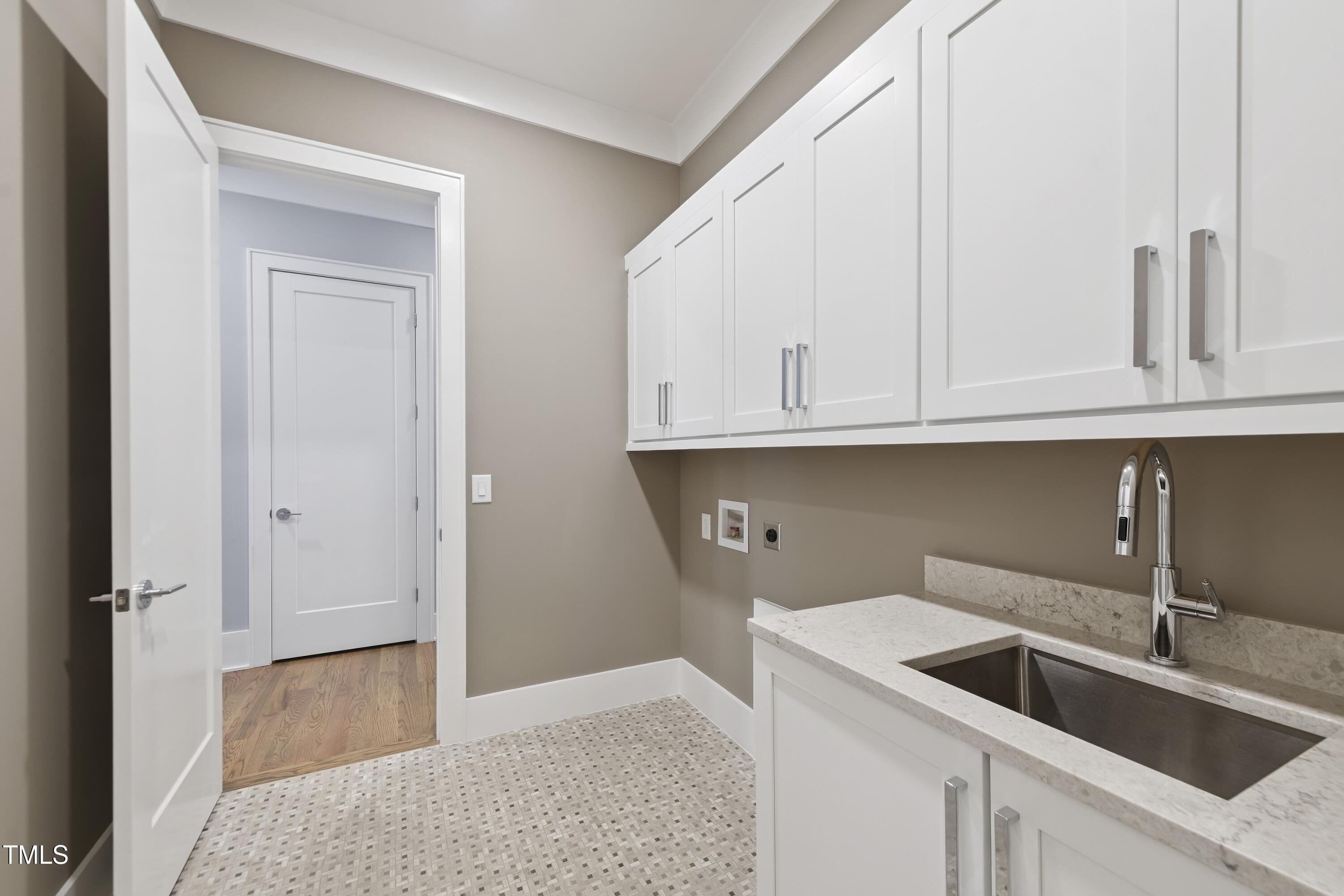 2603 Grant Avenue Raleigh, NC 27608 - Photo 13 of 20 018_DSC_0094