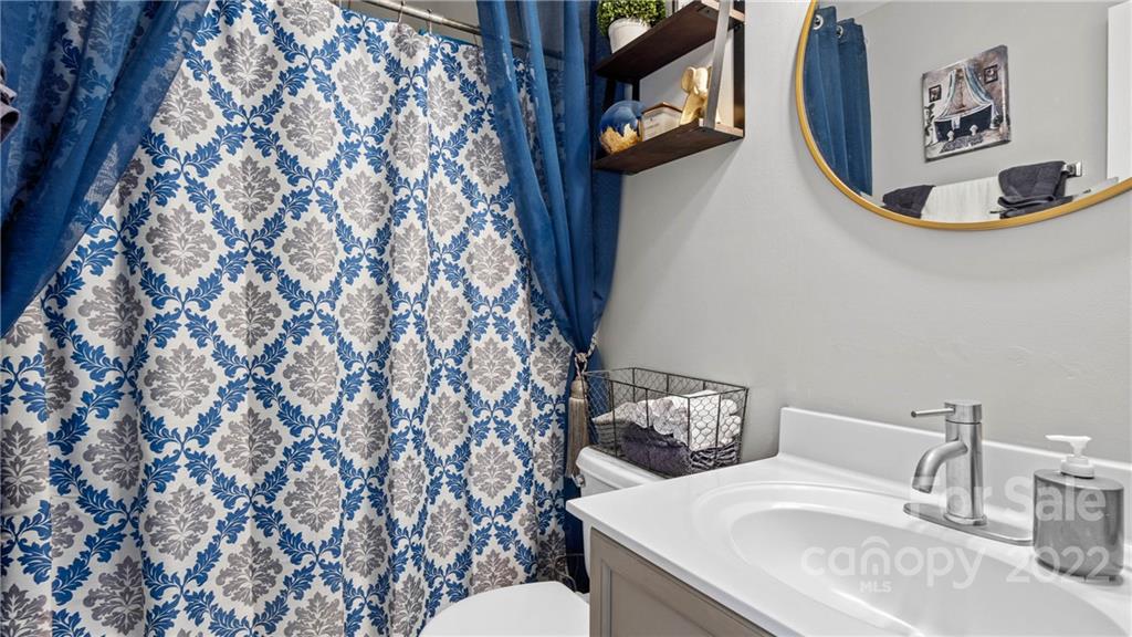 3302 Nevin Brook Road Charlotte, NC 28269 - Photo 15 of 24 Gallery Image 15
