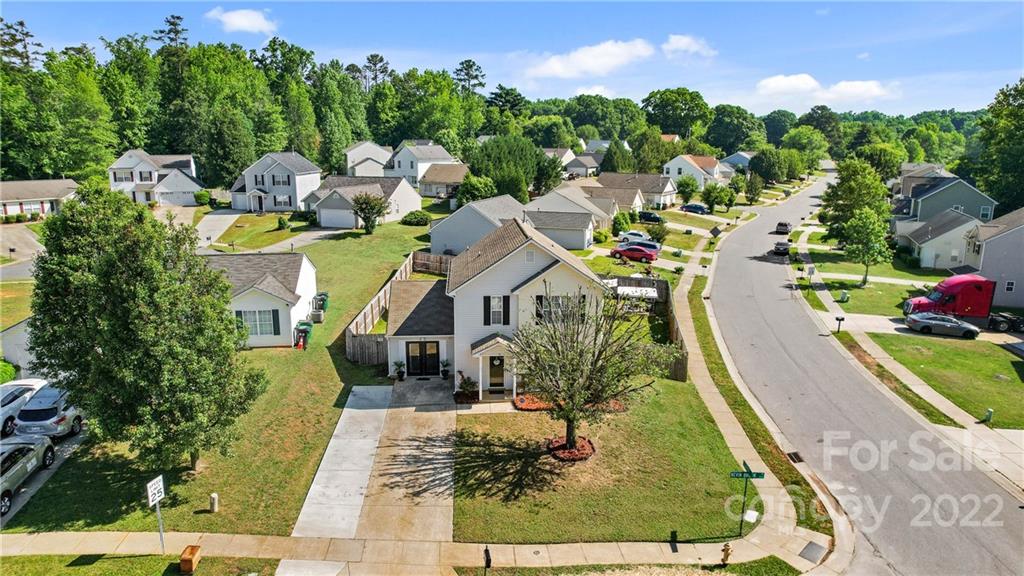 3302 Nevin Brook Road Charlotte, NC 28269 - Photo 23 of 24 Gallery Image 23