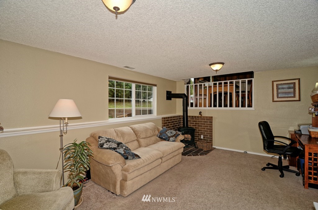 18223 129th Place Northeast Bothell, WA 98011 - Photo 12 of 17 Gallery Image 12