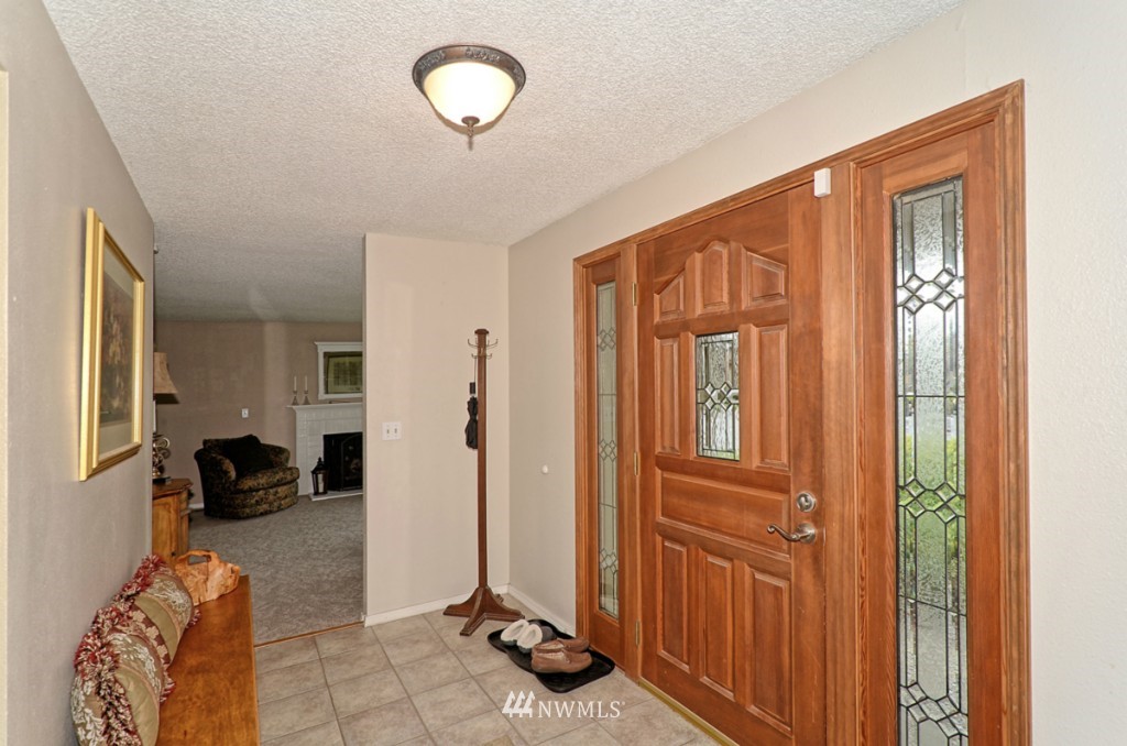 18223 129th Place Northeast Bothell, WA 98011 - Photo 3 of 17 Gallery Image 3