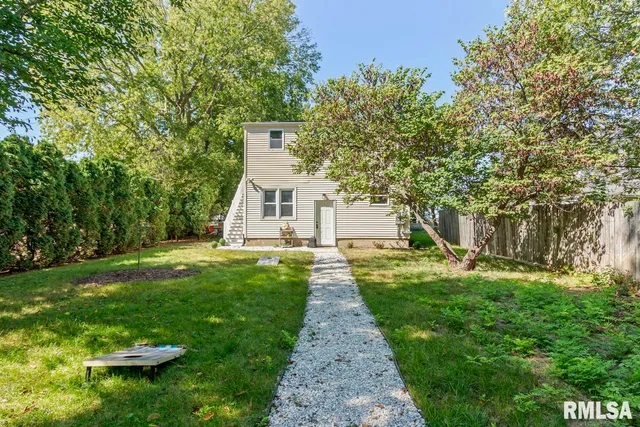 $300,000 | 504 North 4th Street, Dunlap, IL 61525