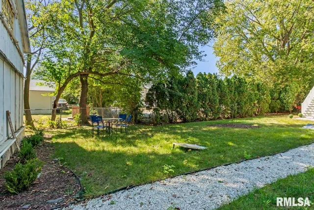 $300,000 | 504 North 4th Street, Dunlap, IL 61525