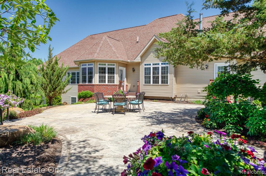 2482 South Latson Road Howell, MI 48843 - Photo 76 of 87