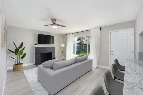 $449,900 | 8942 Alderson Avenue, Sacramento, CA 95826