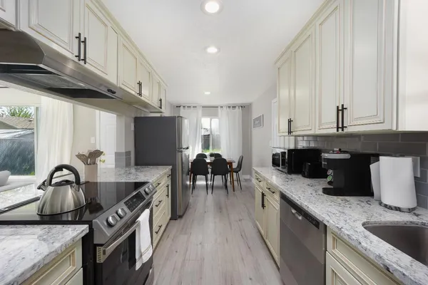 $449,900 | 8942 Alderson Avenue, Sacramento, CA 95826