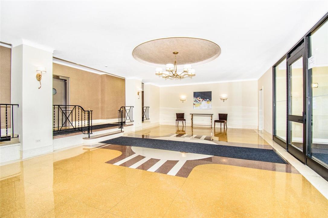 2860 Bailey Avenue, Unit 4B Bronx, NY 10463 - Photo 15 of 17