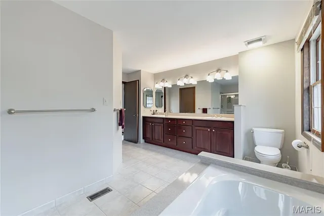 $639,900 | 14065 Boxford Court, Chesterfield, MO 63017