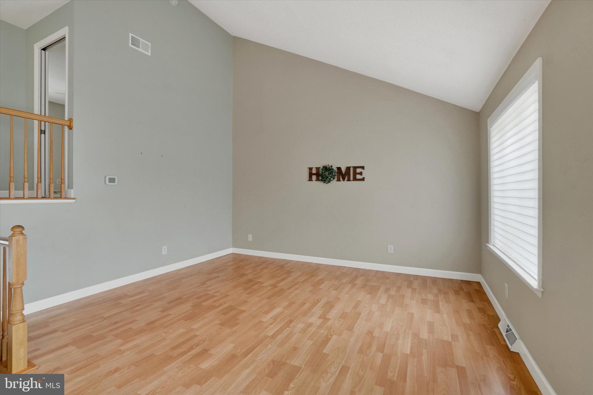 355 Edgewood Road York, PA 17402 - Photo 5 of 28 Gallery Image 5