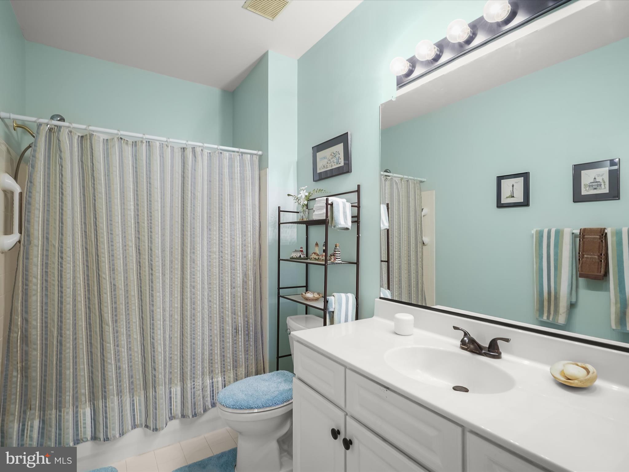 8347 Gaither Street Manassas, VA 20110 - Photo 35 of 56 Full Hall Bathroom