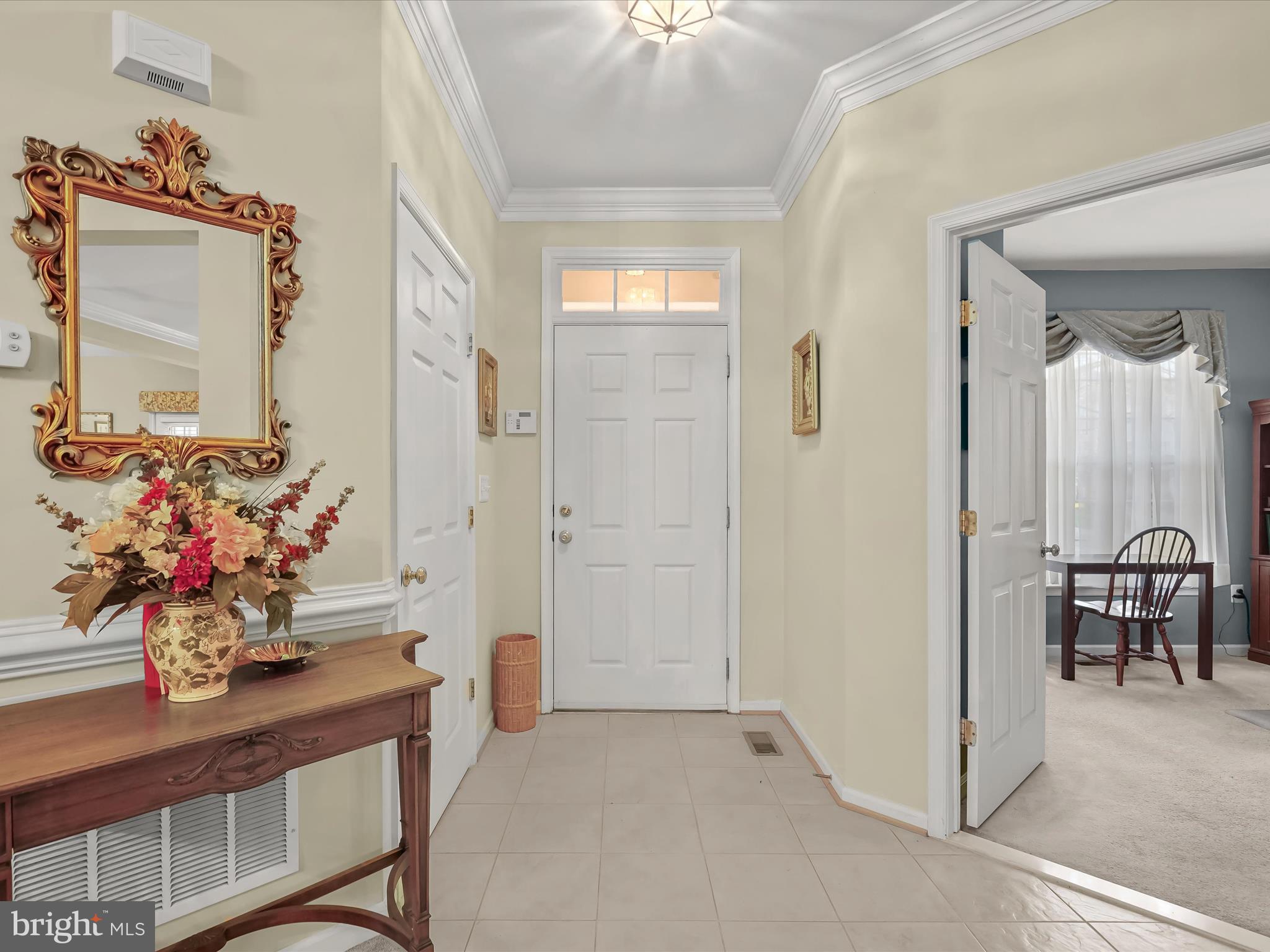 8347 Gaither Street Manassas, VA 20110 - Photo 10 of 56 Foyer