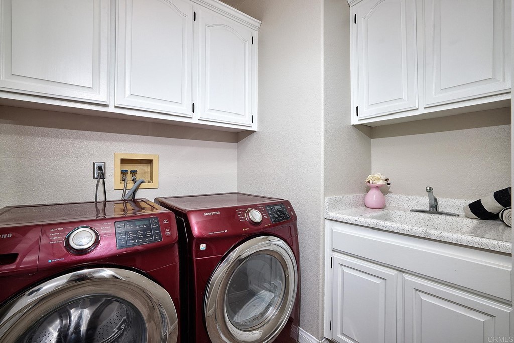 3518 Sarah Ann Drive Fallbrook, CA 92028 - Photo 34 of 49 a utility room with sink dryer and washer