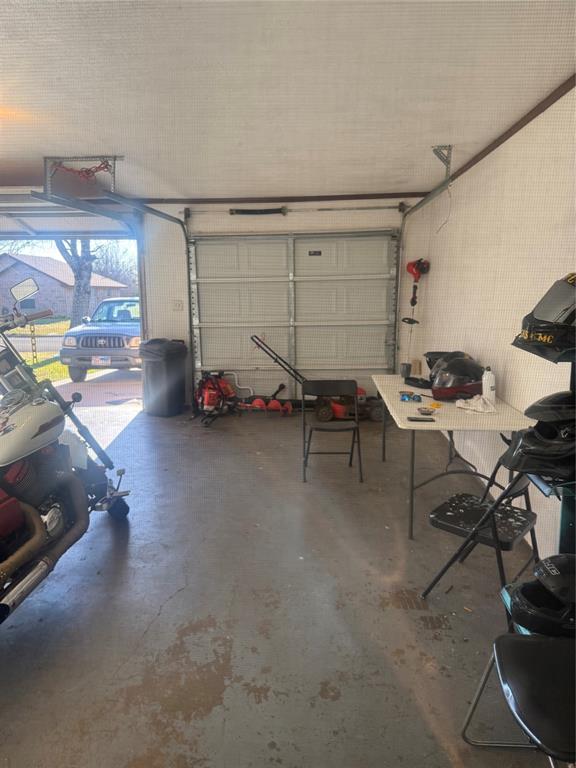 1117 Victoria Street Bellmead, TX 76705 - Photo 10 of 11 View of garage