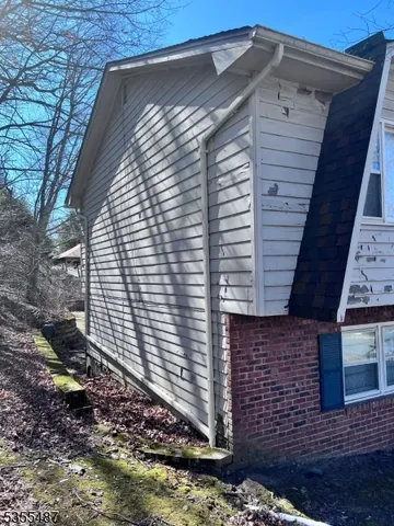 $700,000 | 13 Arverne Road, West Orange, NJ 07052