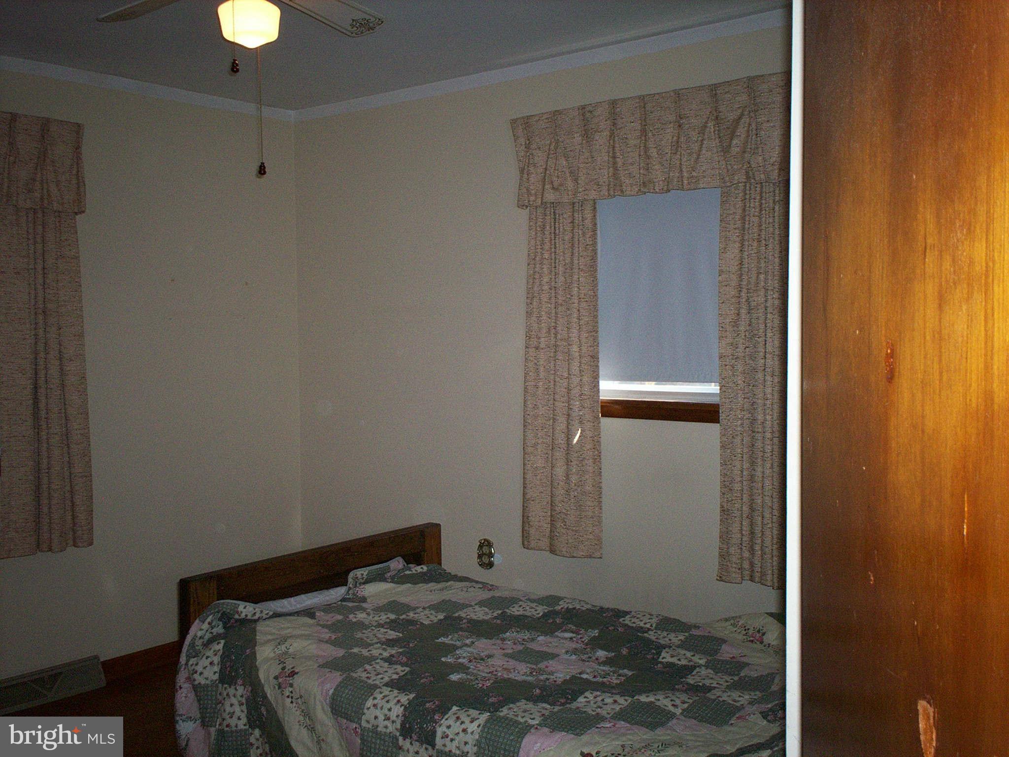 11231 Angleberger Road Thurmont, MD 21788 - Photo 14 of 17 Bedroom