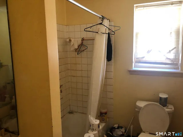 $129,900 | 894 Burnside Avenue, Unit 11, East Hartford, CT 06108