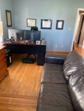 7 Willow Street Holyoke, MA 01040 - Photo 11 of 33