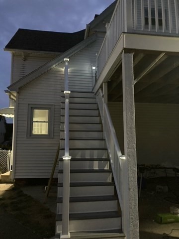 7 Willow Street Holyoke, MA 01040 - Photo 28 of 33 a view of entryway