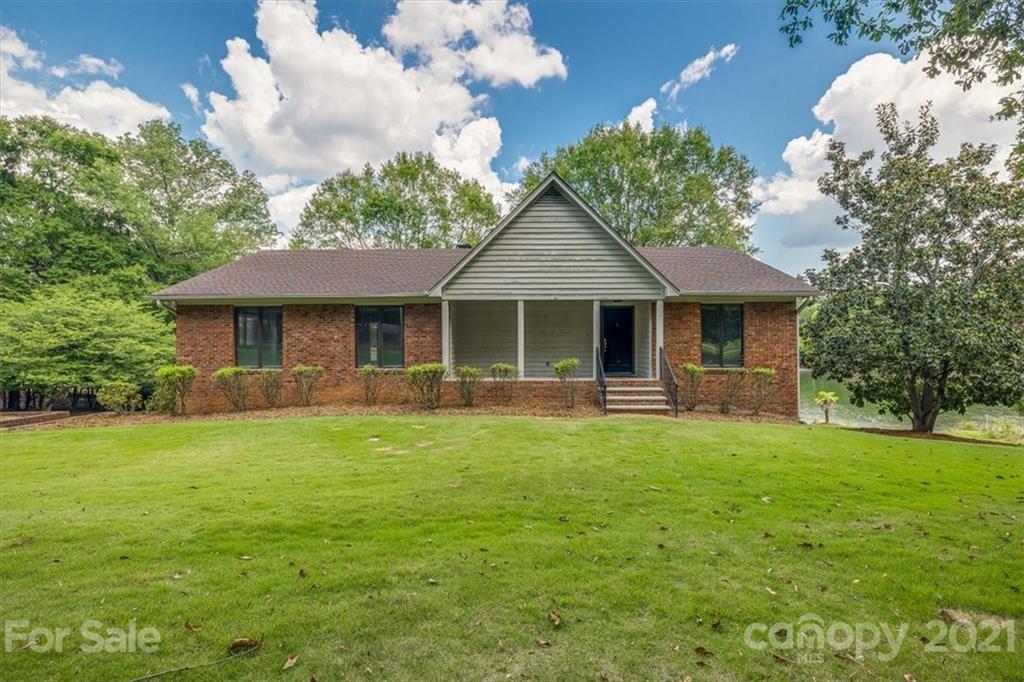 4223 Acacia Road York, SC 29745 - Photo 2 of 38 Gallery Image 2