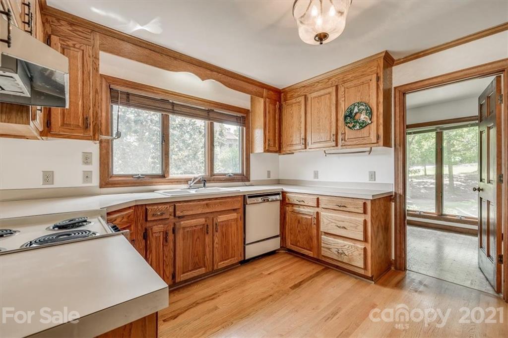4223 Acacia Road York, SC 29745 - Photo 15 of 38 Gallery Image 15