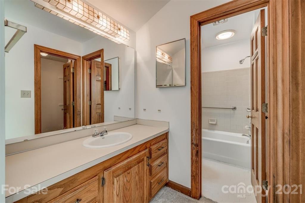 4223 Acacia Road York, SC 29745 - Photo 25 of 38 Gallery Image 25