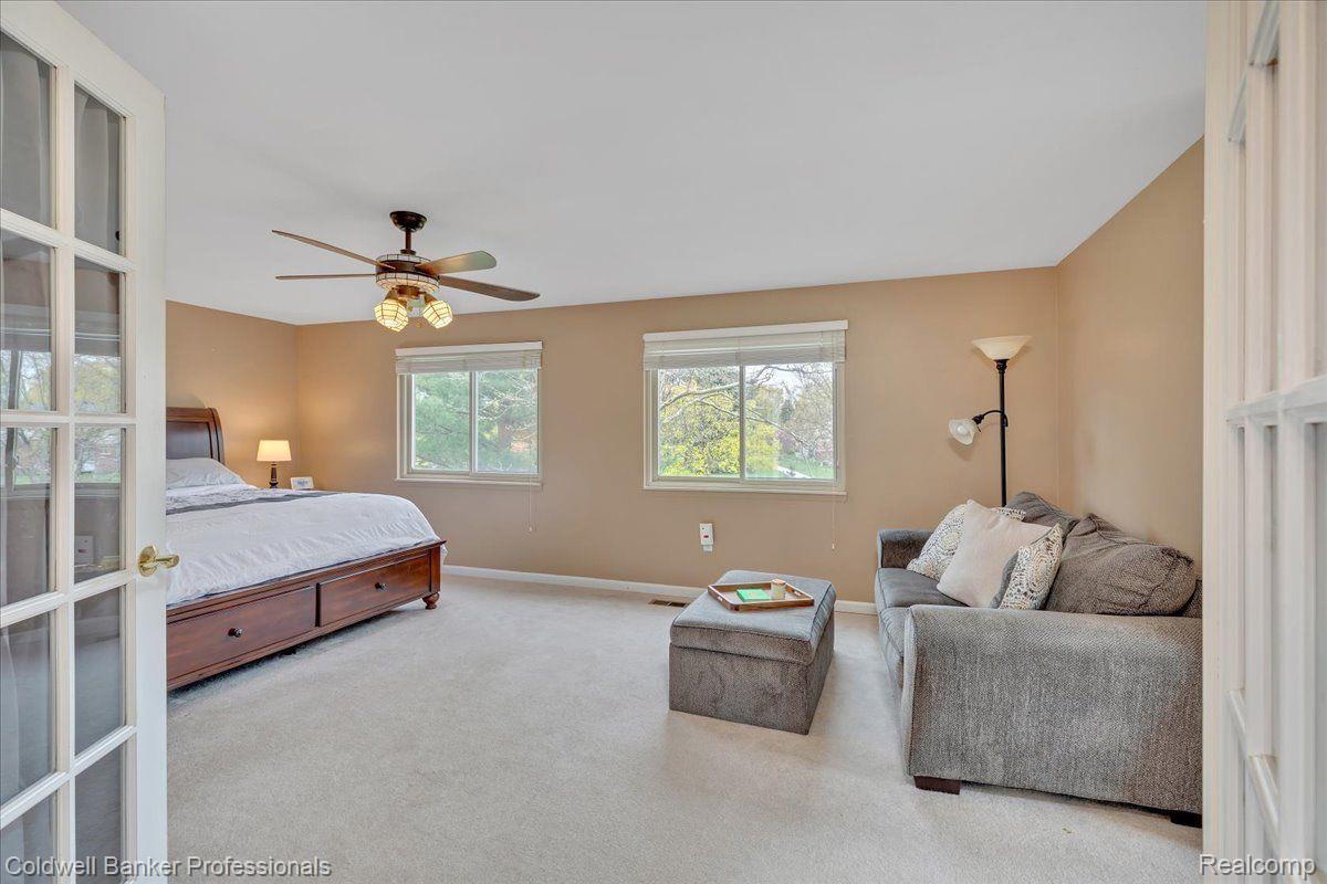693 Lockmoore Court Rochester, MI 48307 - Photo 19 of 39 Gallery Image 19