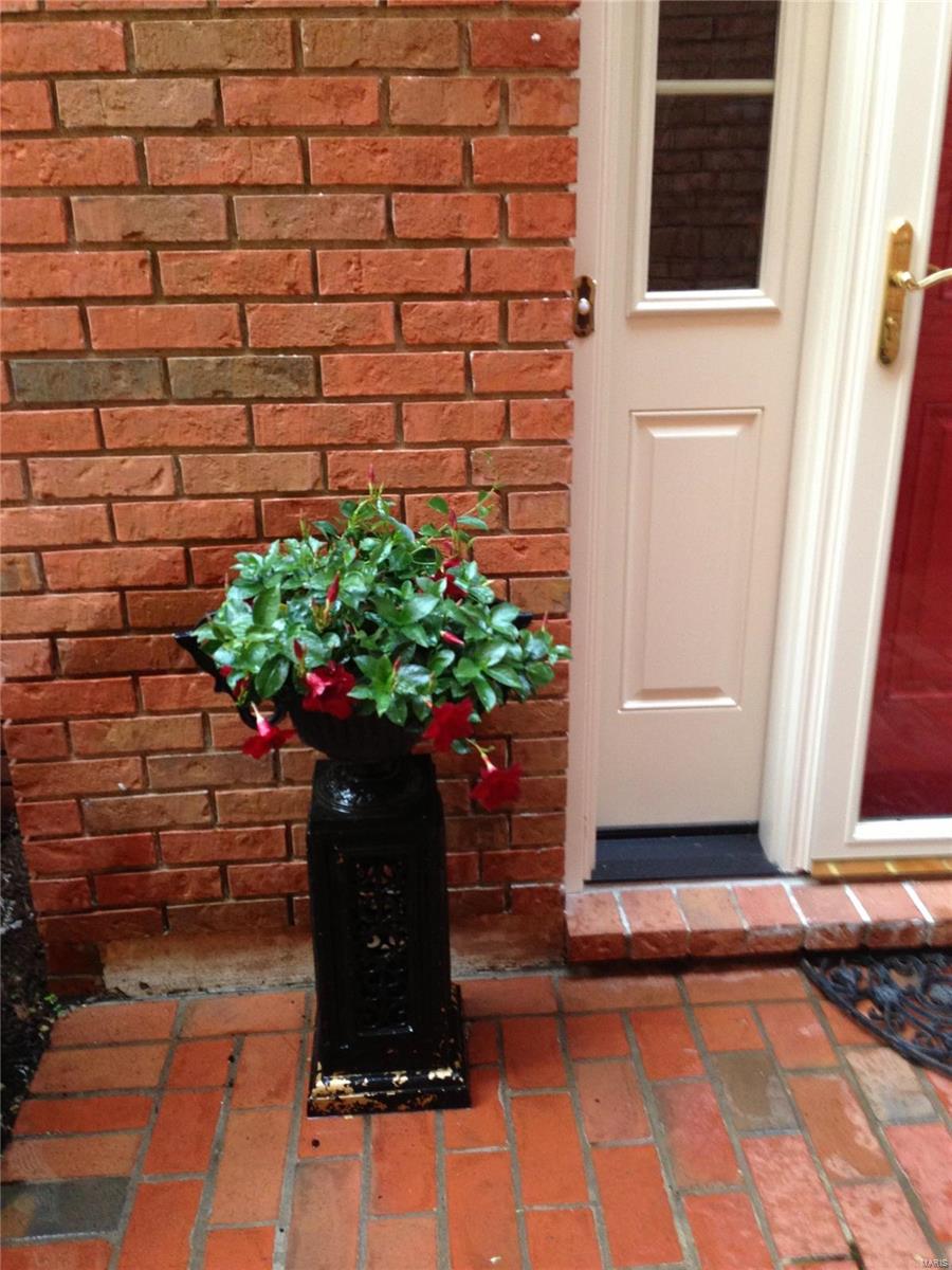 3 Chatfield Place Road Creve Coeur, MO 63141 - Photo 41 of 43 Gallery Image 41
