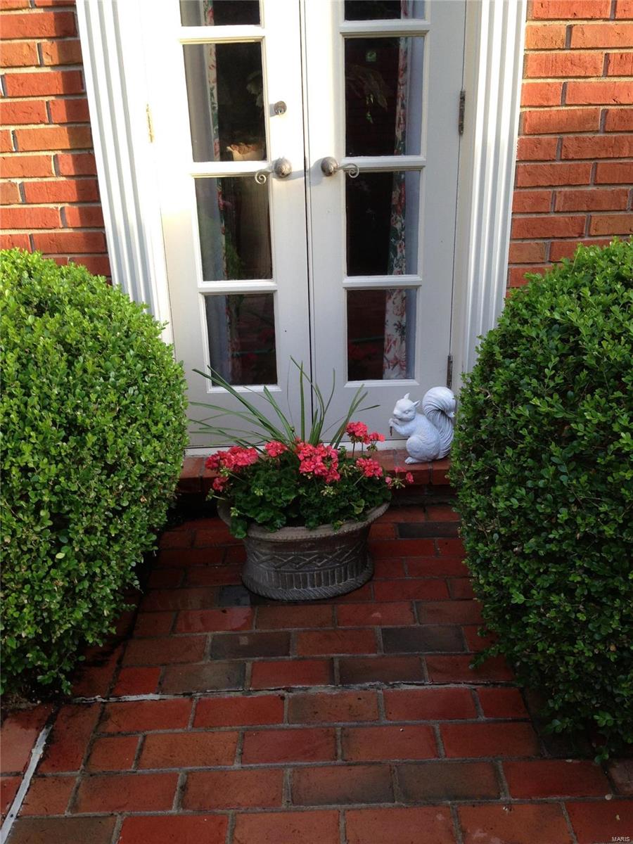 3 Chatfield Place Road Creve Coeur, MO 63141 - Photo 42 of 43 Gallery Image 42