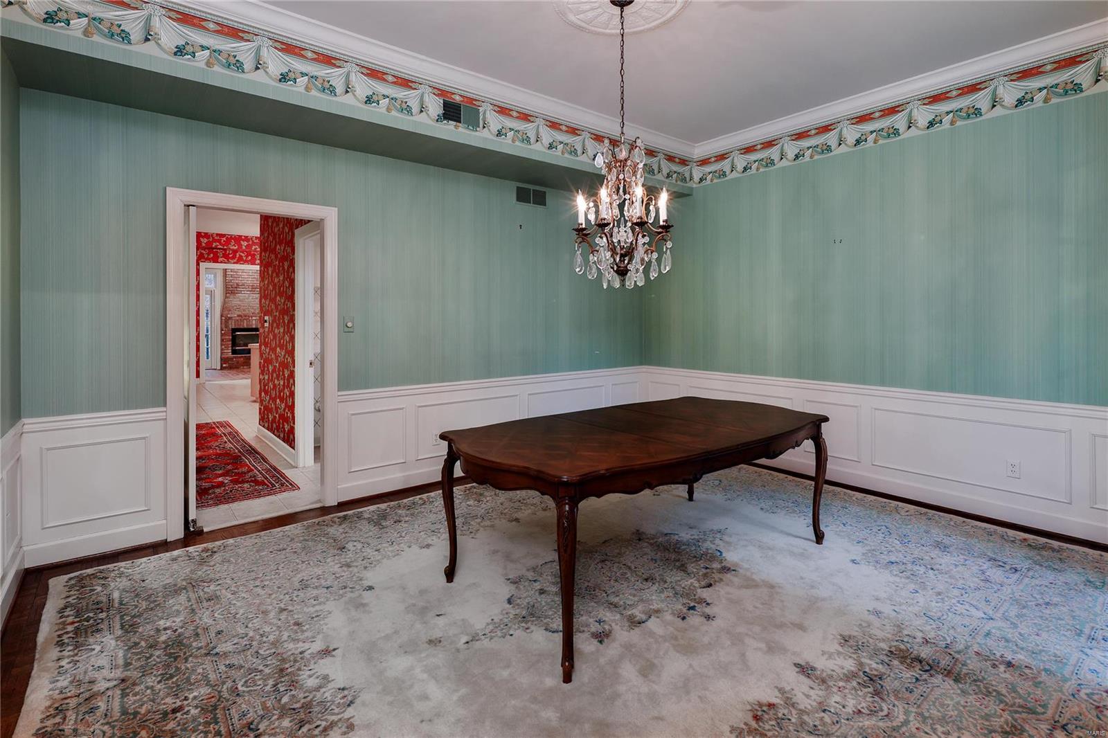 3 Chatfield Place Road Creve Coeur, MO 63141 - Photo 8 of 43 Gallery Image 8