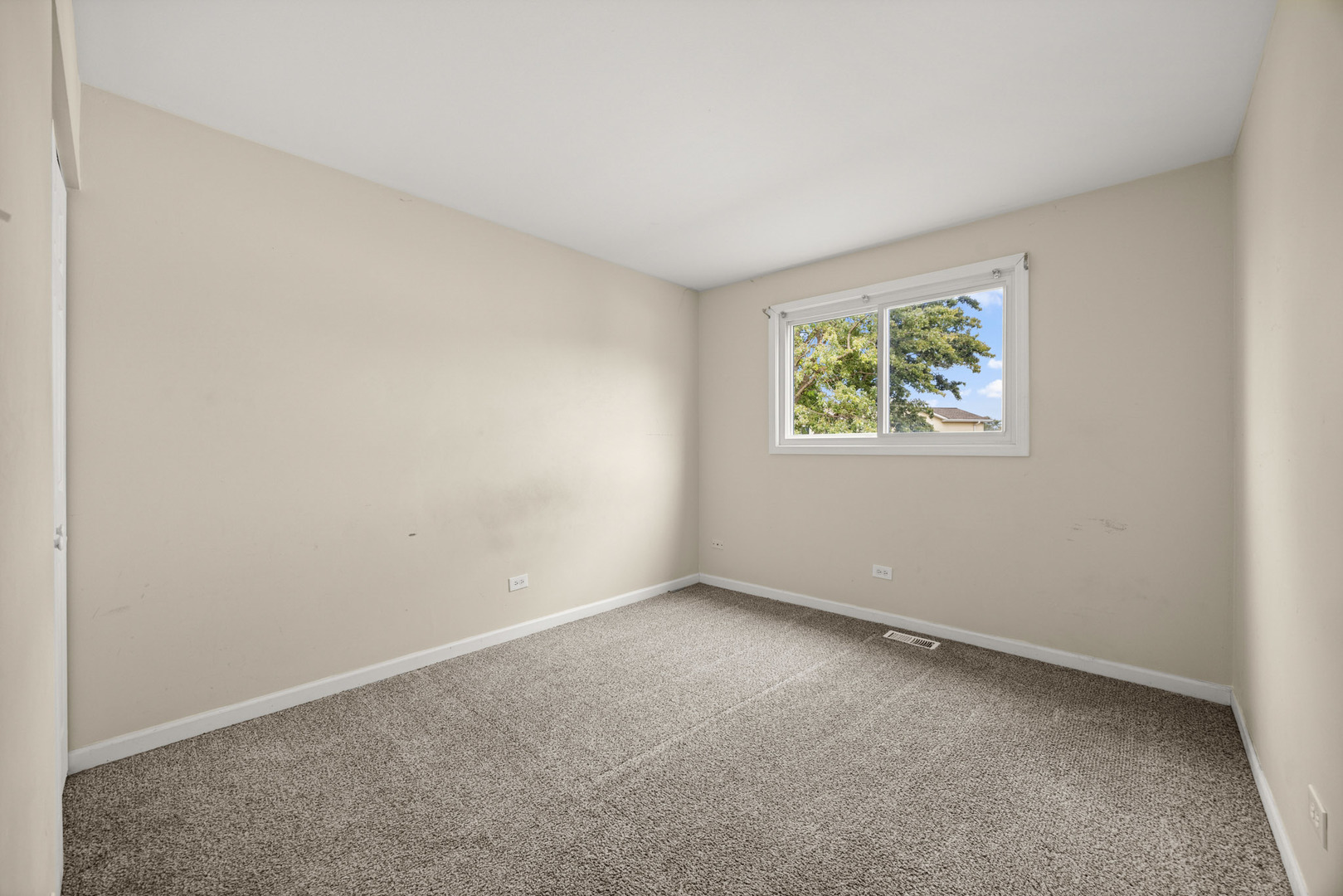 239 Willow Road Matteson, IL 60443 - Photo 21 of 36 Gallery Image 21