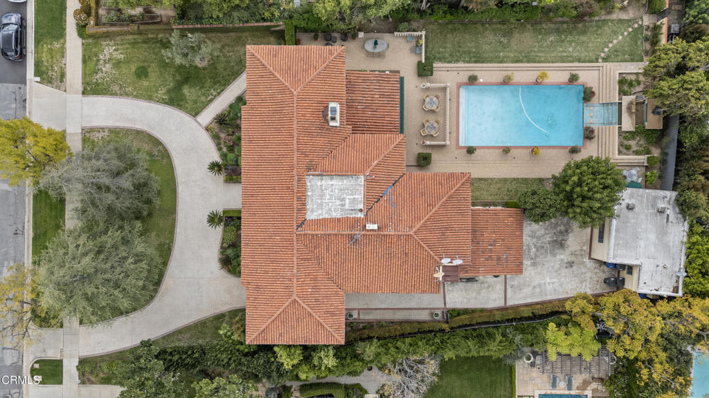 795 Holladay Road Pasadena, CA 91106 - Photo 13 of 16 48