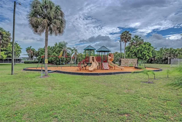 $1,449,000 | 310 Bryn Mawr Island, Bradenton, FL 34207
