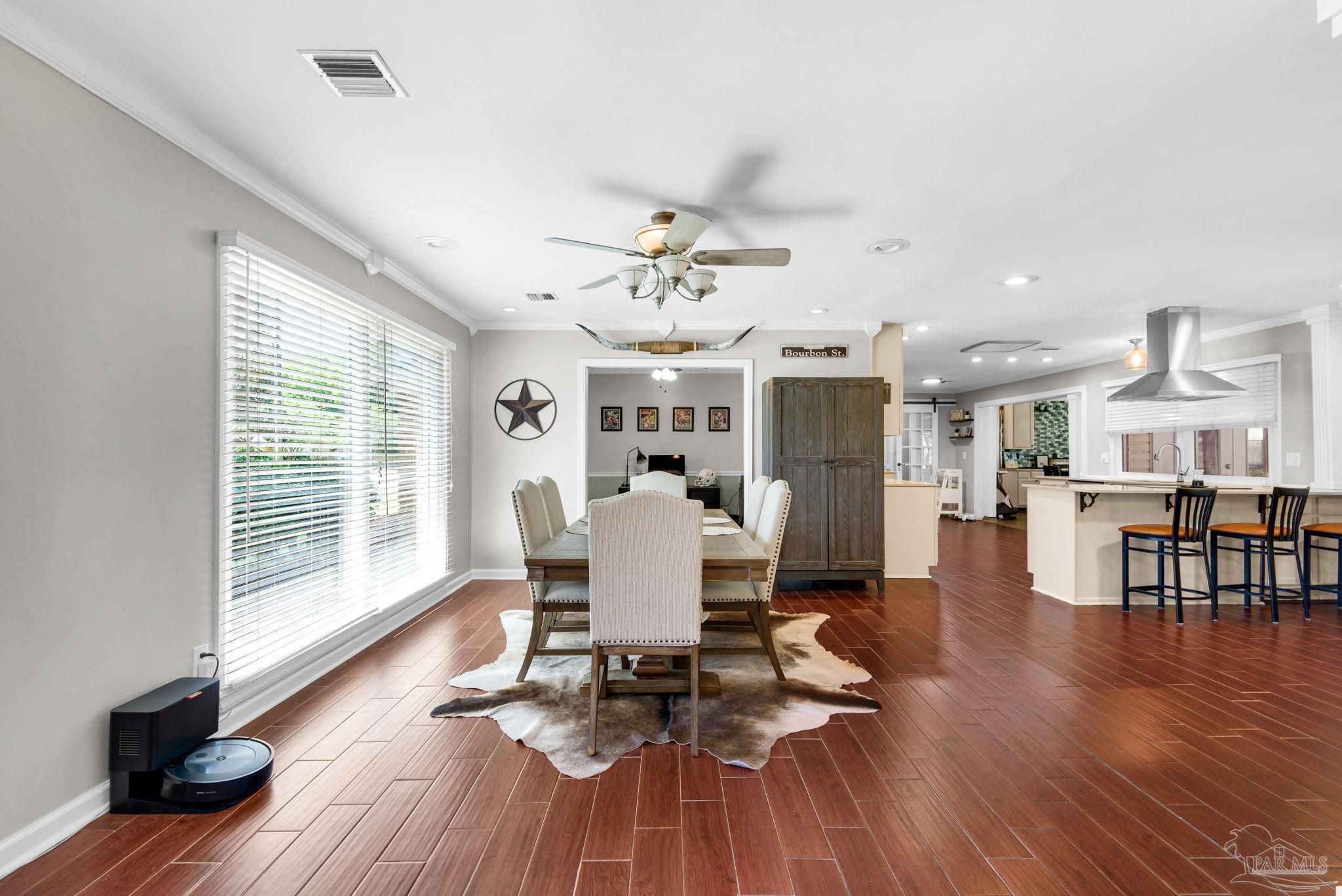 2102 Semur Road Pensacola, FL 32503 - Photo 9 of 56