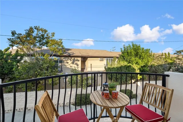 $768,000 | 841 South Greenwood Avenue, Unit D, Montebello, CA 90640