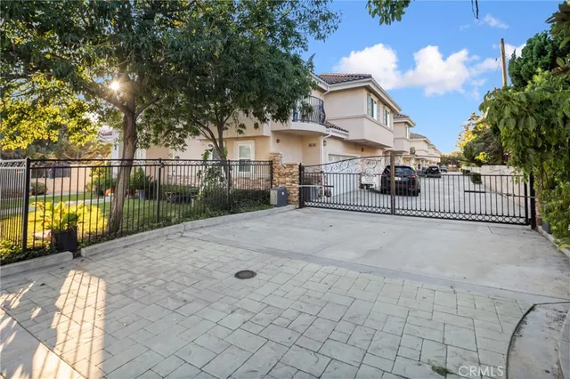 $768,000 | 841 South Greenwood Avenue, Unit D, Montebello, CA 90640