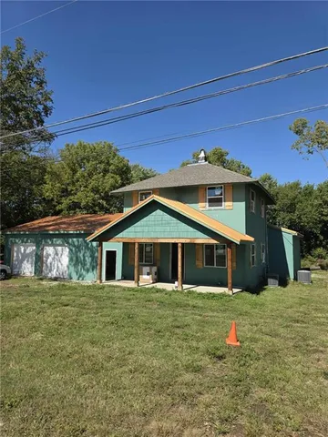 $399,000 | 315 East Park Road, Garnett, KS 66032