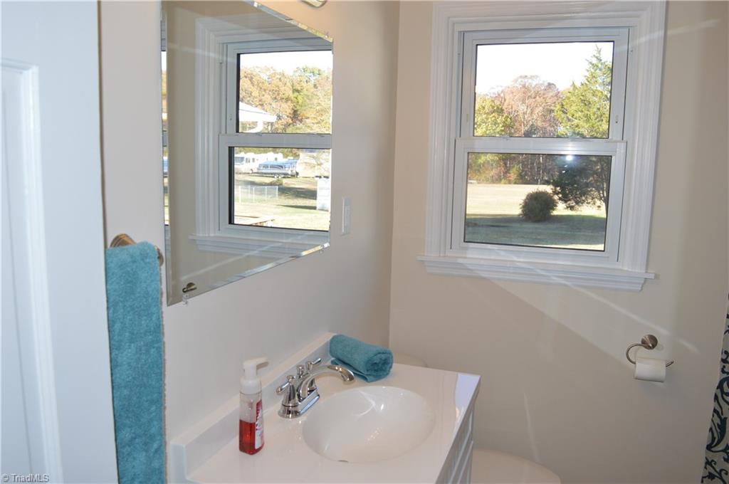 3943 Lewiston Road Summerfield, NC 27358 - Photo 8 of 26 Gallery Image 8