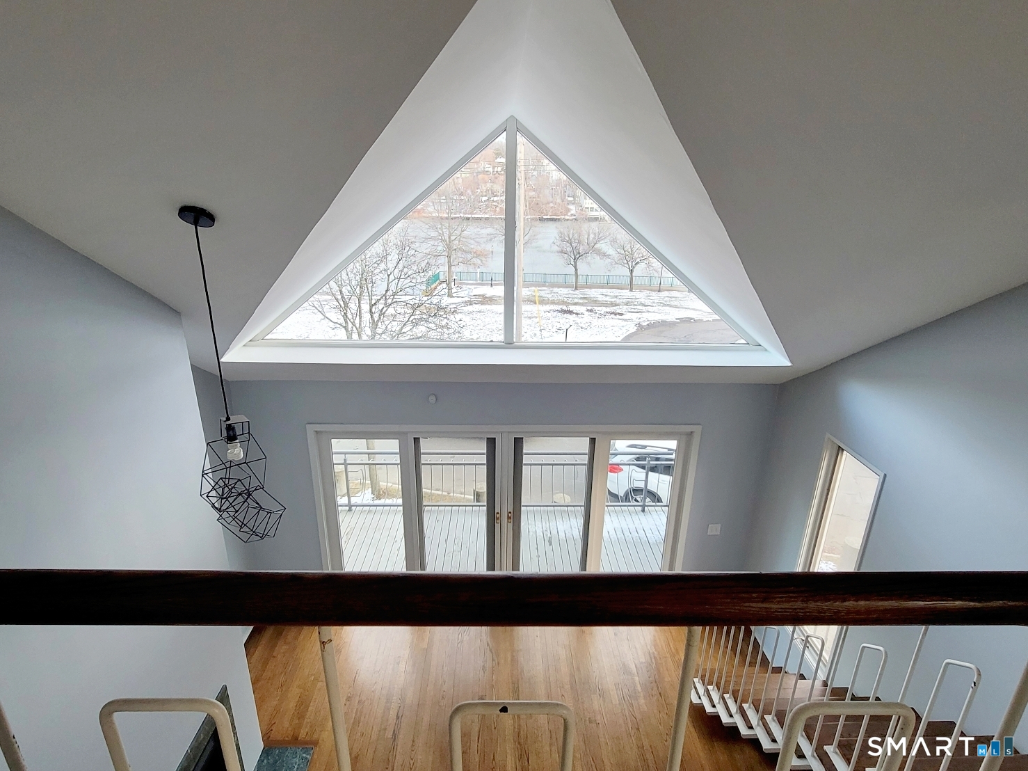 2 Front Street, Unit 2J New Haven, CT 06513 - Photo 5 of 15 a view of an entryway