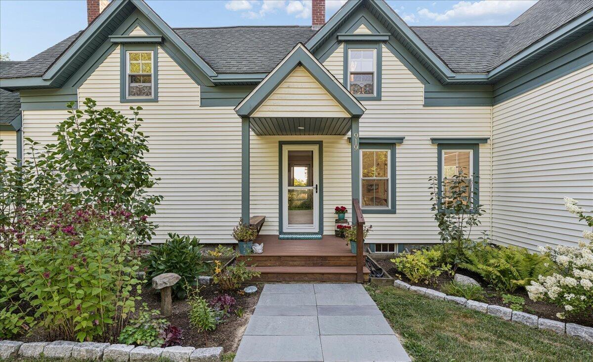 919 Southern Bay Road Penobscot, ME 04476 - Photo 3 of 106 919 Southern Bay Road, Penobscot